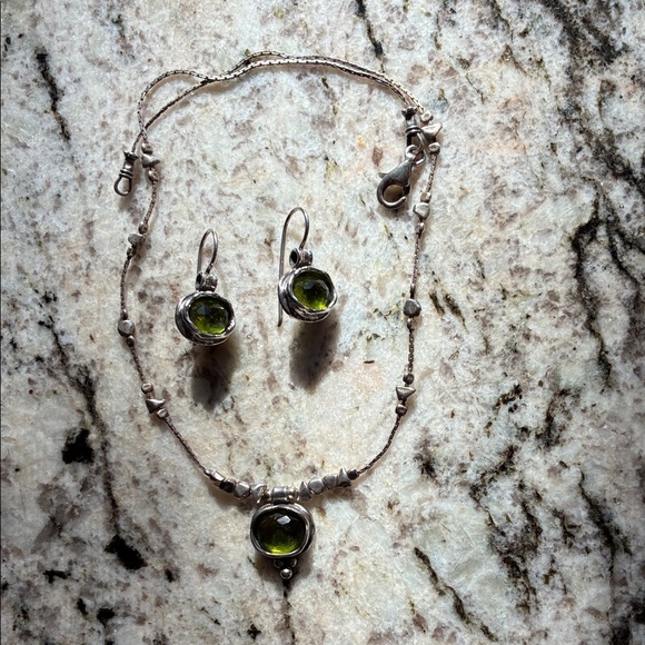 Vintage Silpada 925 Silver and Green stone Jewelry Set - Picture 1 of 4
